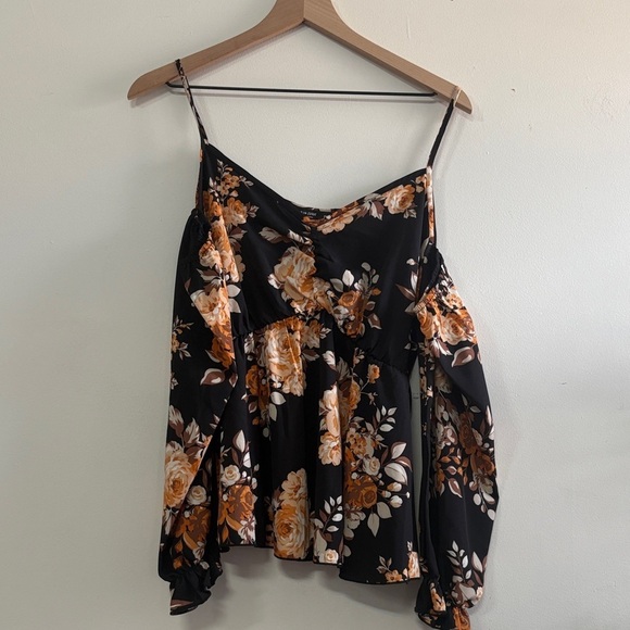 SHEIN Tops - SHEIN Black and Orange Floral Top